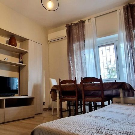 Holiday Home Telese Roma Esterno foto