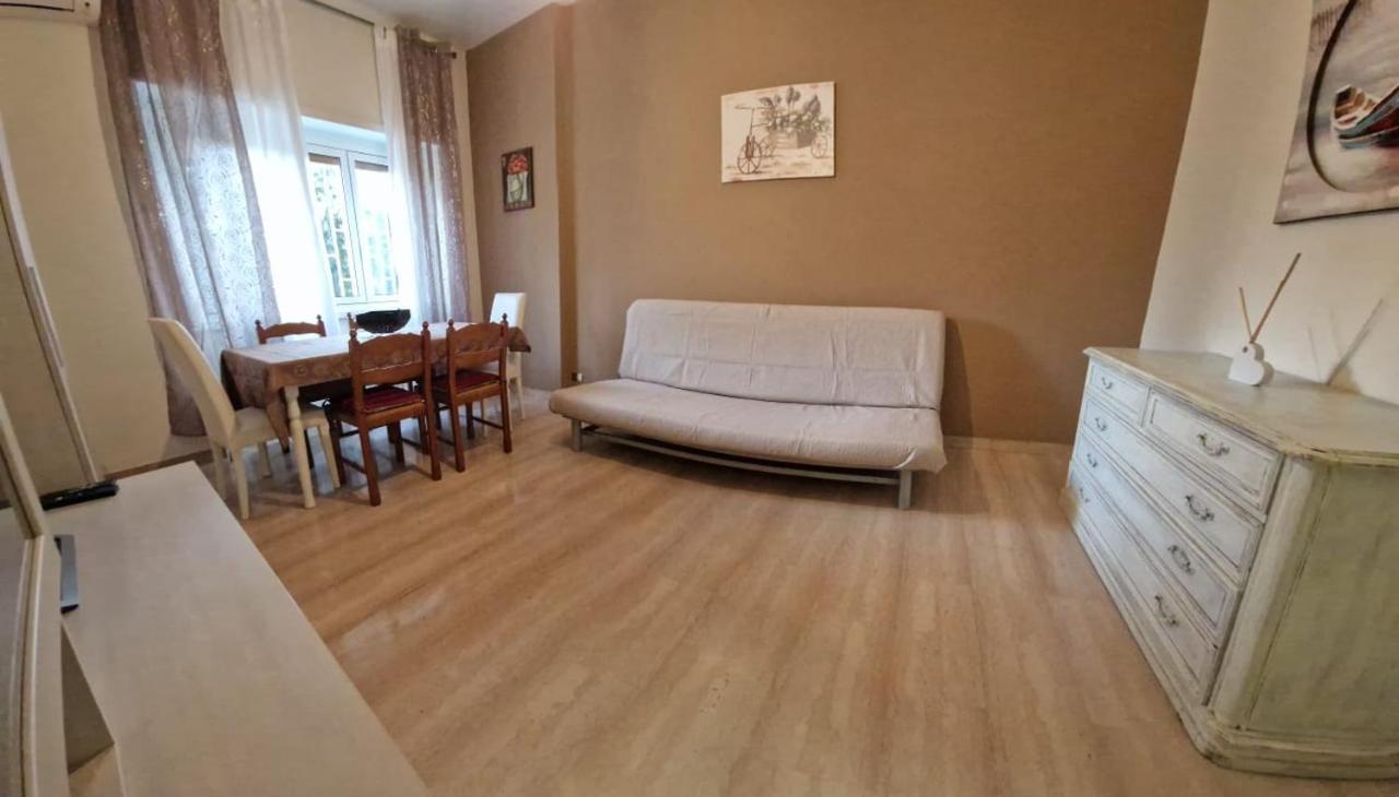Holiday Home Telese Roma Esterno foto