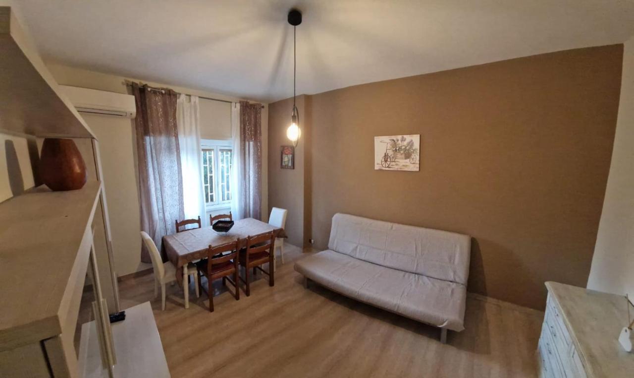 Holiday Home Telese Roma Esterno foto